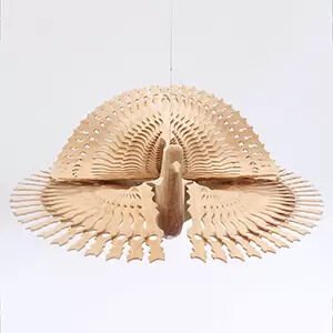 Sveti duhec Ozebek slovenski leseni izdelki ptiček etno